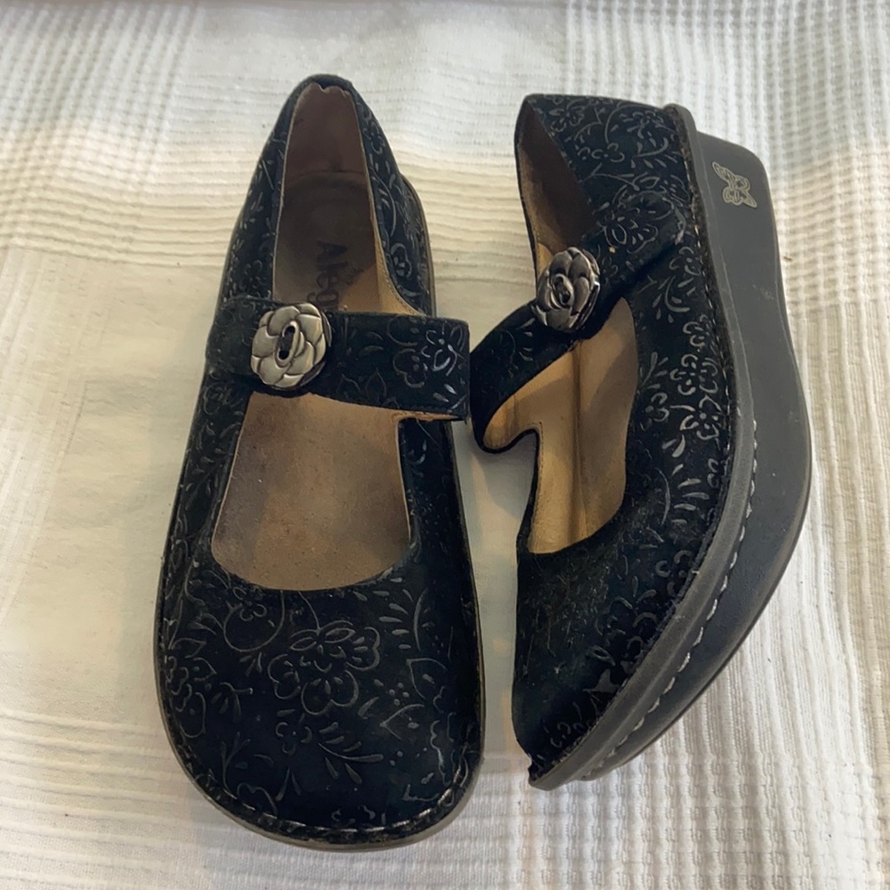 Women’s Algeria size 38 (8)